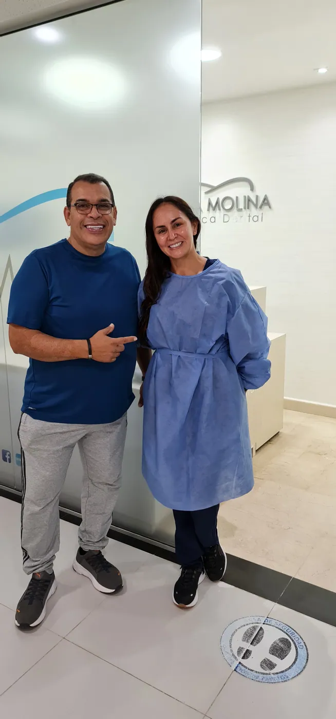 Dental tourism patient smiling with Dr. Julia Molina in Colombia