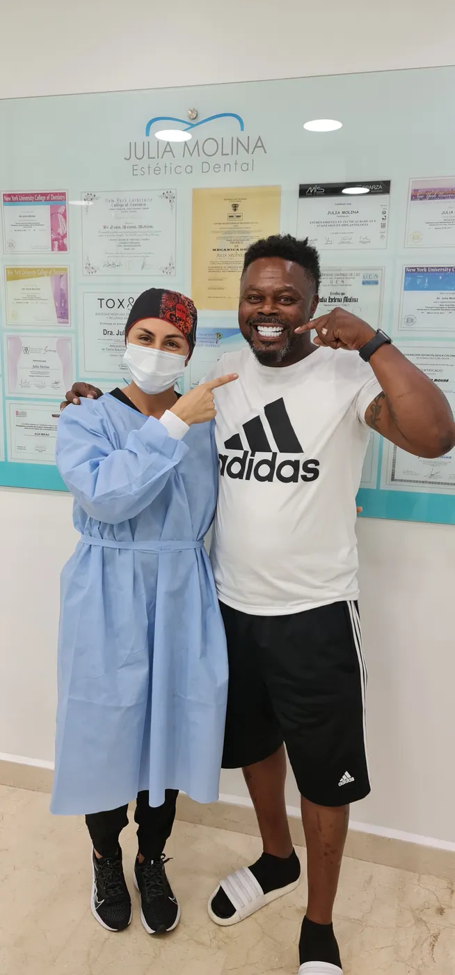 Happy international patient at Smiles by Julia Molina, Colombia